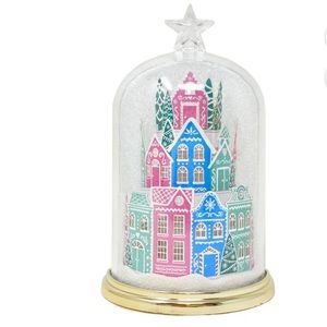 Bath & Body Works Holiday Village Cloche Nightlight Wallflowers Fragrance Plug.